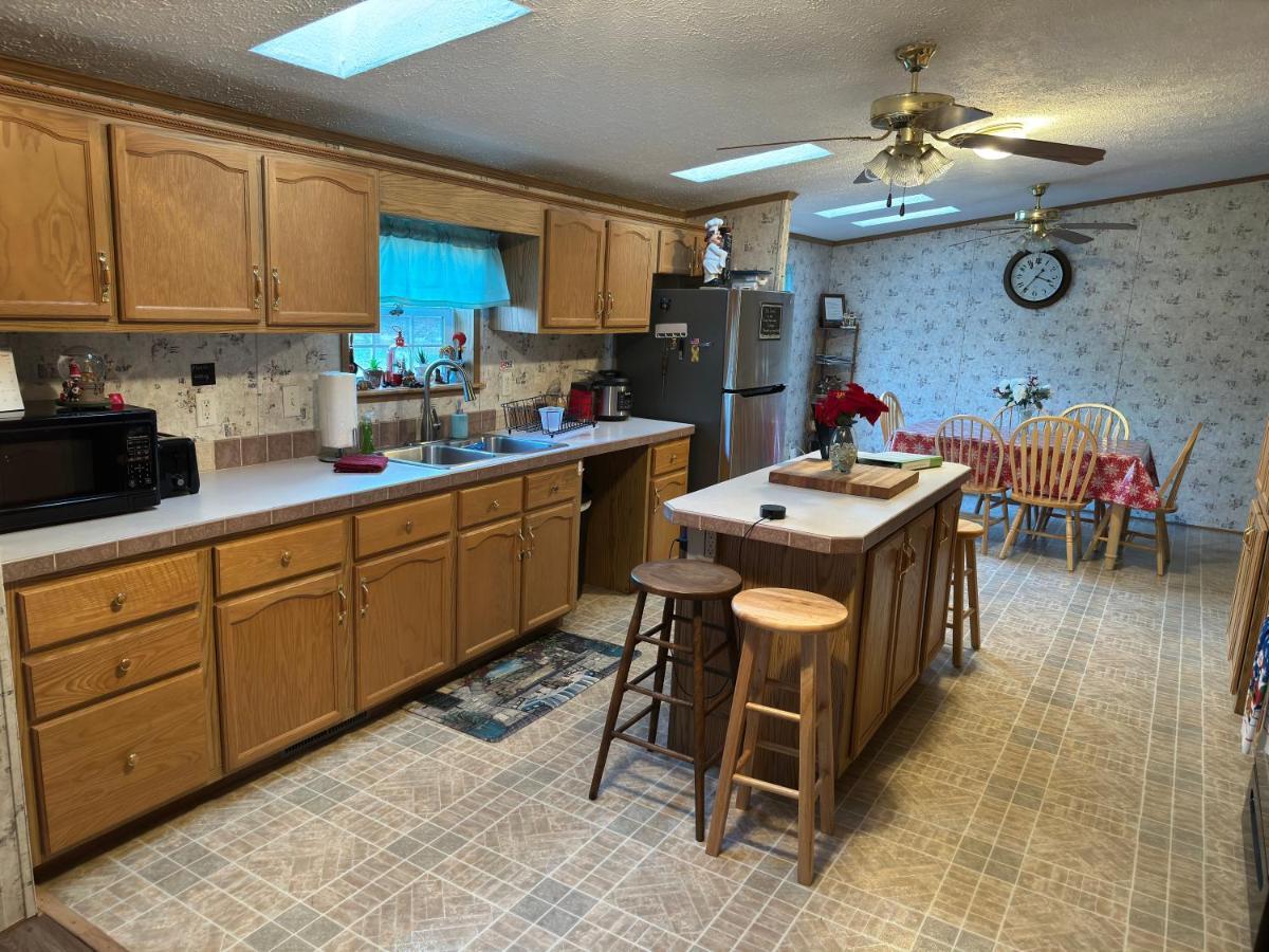Spacious Cozy Getaway ! King Bed, Game Room, Out Door Patio Cairo Εξωτερικό φωτογραφία