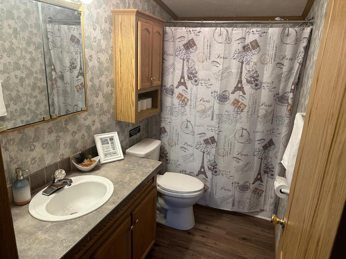 Spacious Cozy Getaway ! King Bed, Game Room, Out Door Patio Cairo Εξωτερικό φωτογραφία