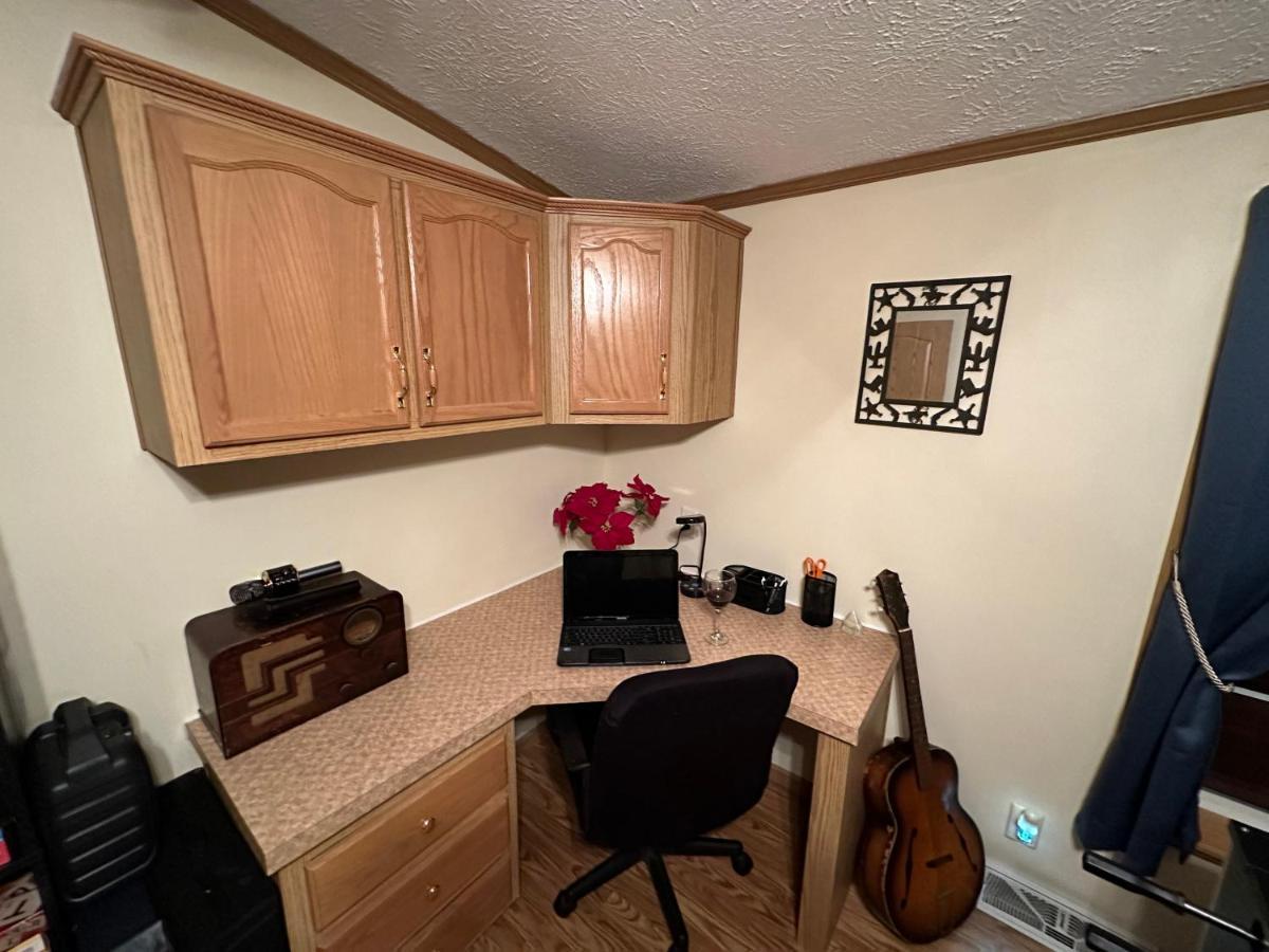 Spacious Cozy Getaway ! King Bed, Game Room, Out Door Patio Cairo Εξωτερικό φωτογραφία